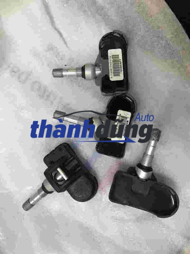 CẢM BIẾN ÁP SUẤT LỐP MERCEDES C200, C230, C250, C300
