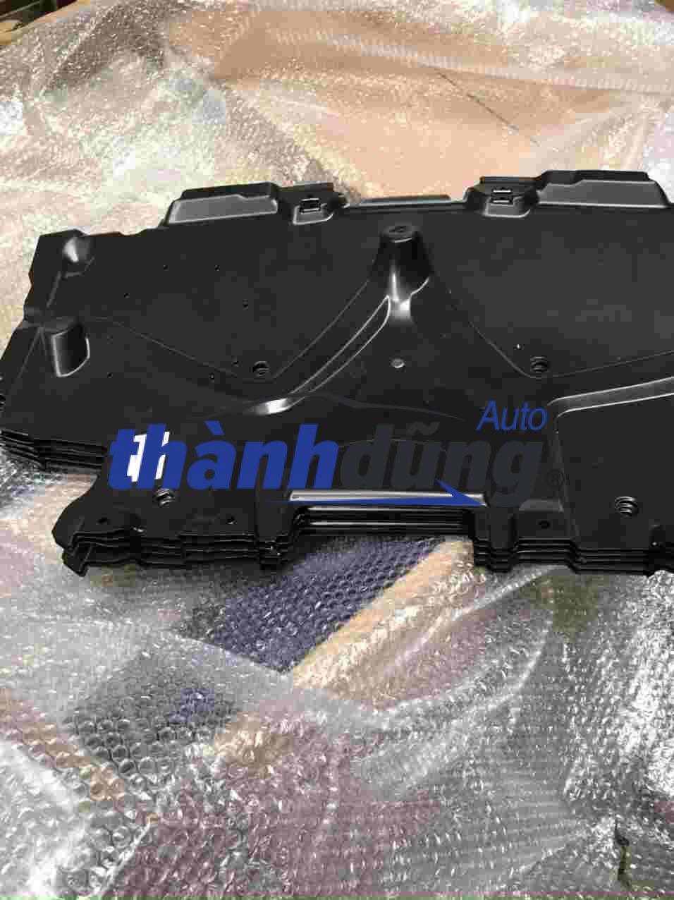 CHẮN BÙN GẦM MÁY MERCEDES ML320, ML350, ML400, ML500, ML550