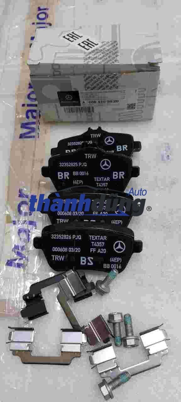 MÁ PHANH TRƯỚC MERCEDES CLA250, CLA45 AMG