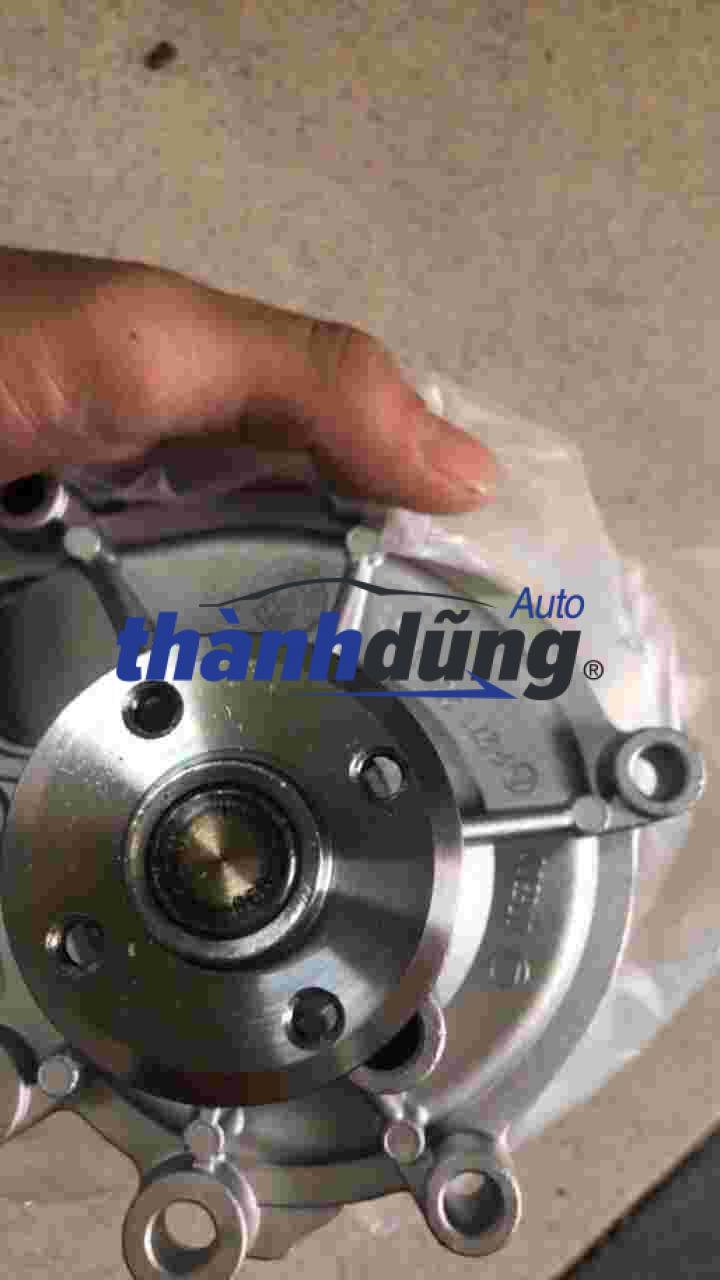 BƠM NƯỚC MERCEDES E200, E250 W212