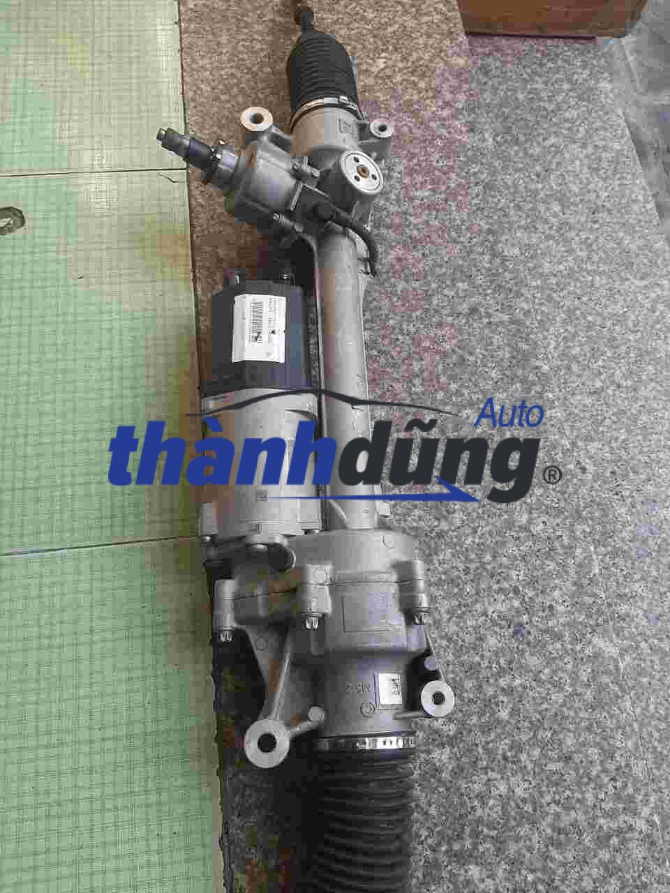 THƯỚC LÁI MERCEDES C200, C250, C220, C300, C350 W205