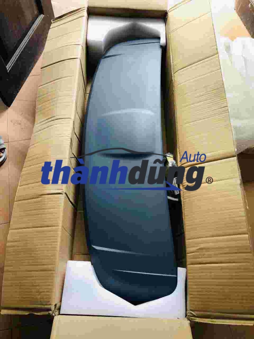 ĐUÔI GIÓ SAU RANGE ROVER EVOQUE