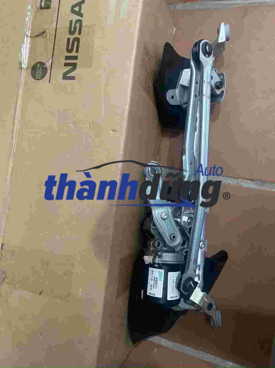 MÔ TƠ GẠT MƯA NISSAN LIVINVA