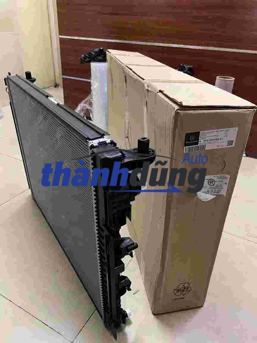 KÉT NƯỚC MERCEDES C200, C250, C300