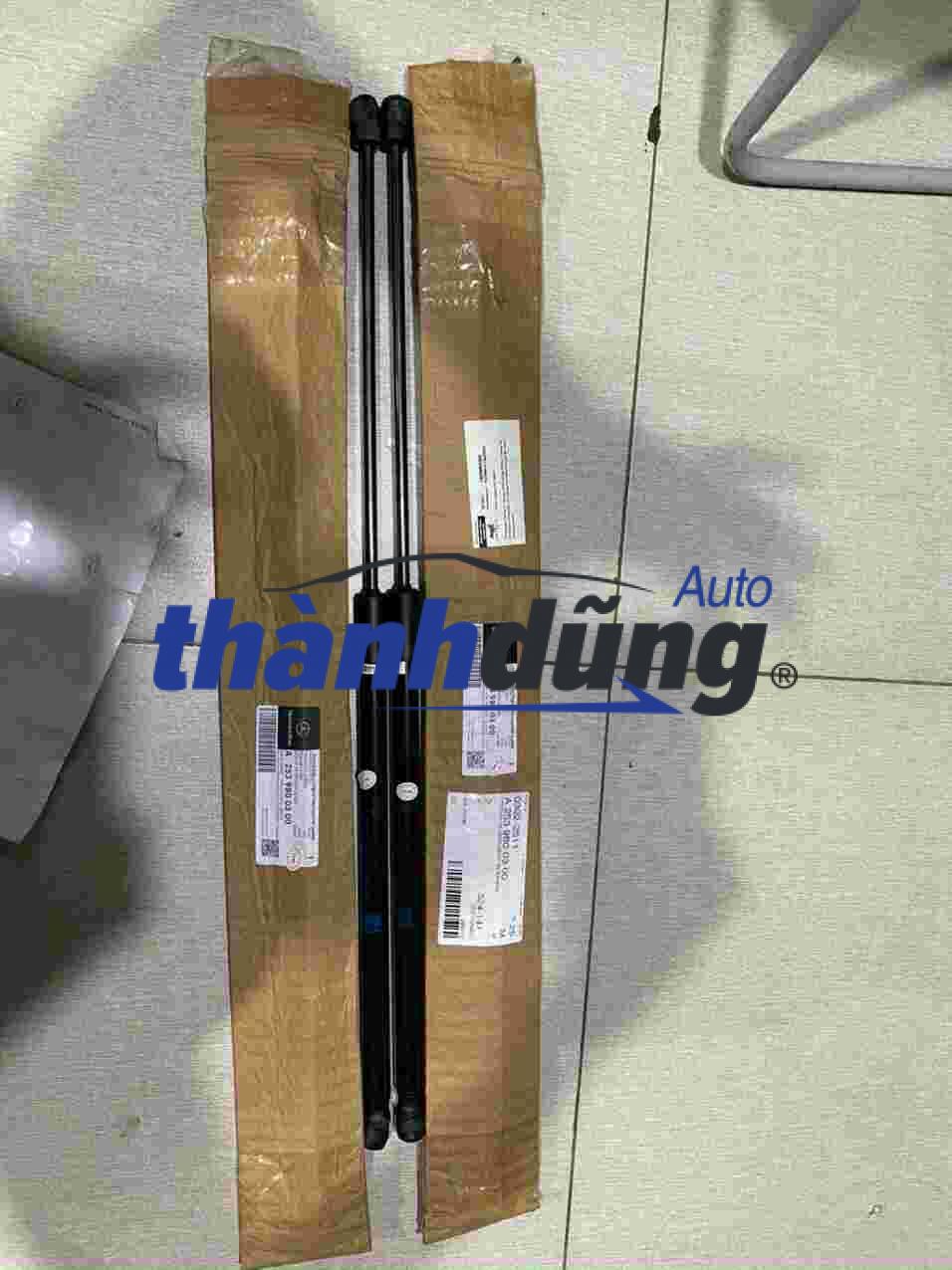 TY CHỐNG CỐP MERCEDES GLC300, GLC250, GLC200