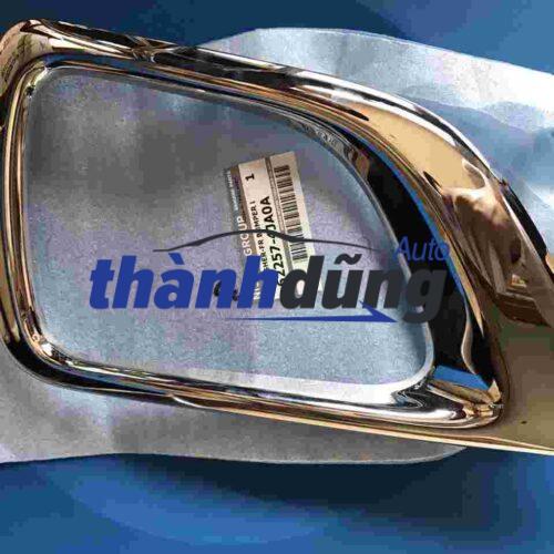 ỐP ĐÈN GẦM MẠ NISSAN NAVARA