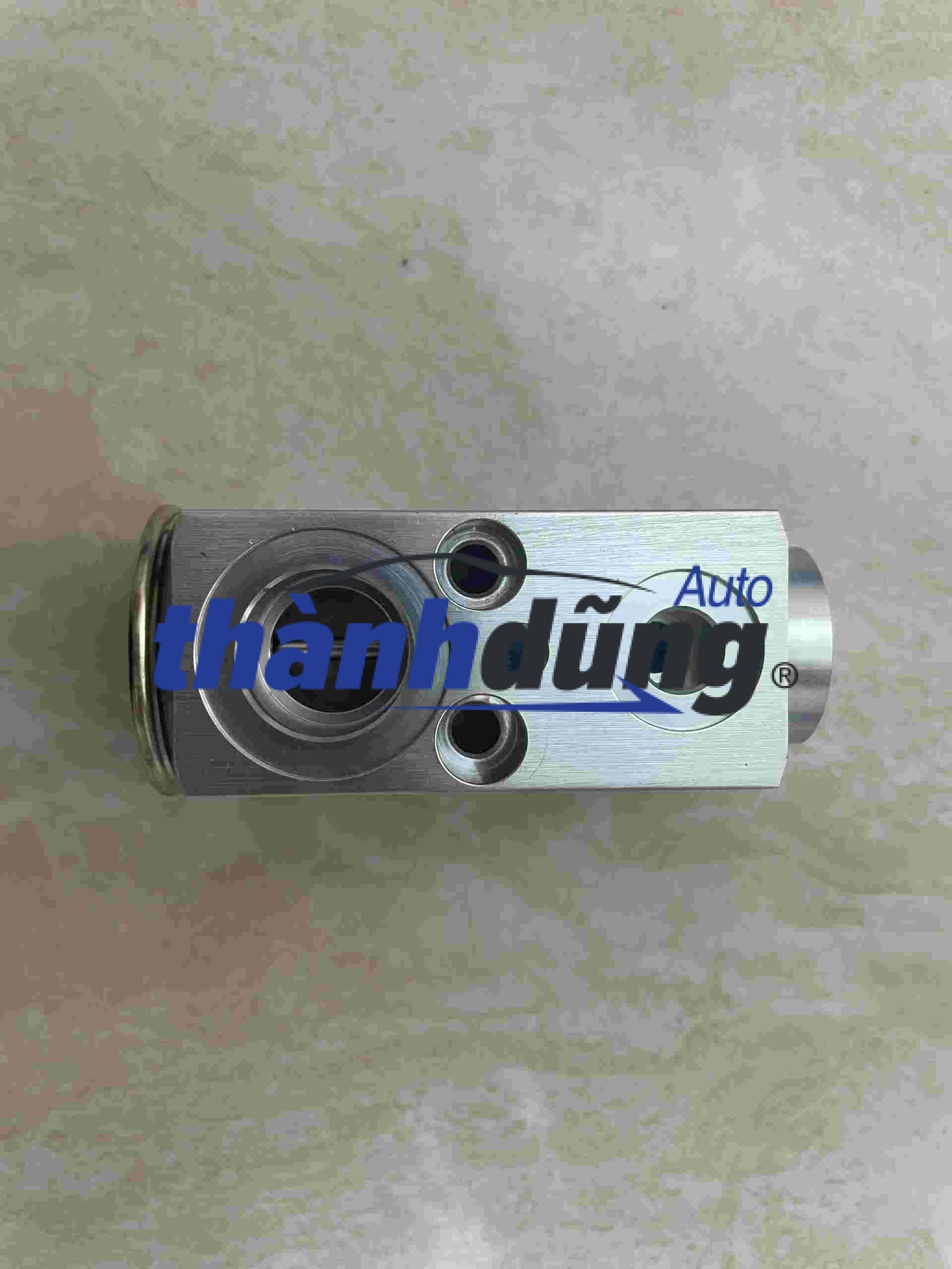 VAN TIẾT LƯU MERCEDES C250, C230, C200, C280