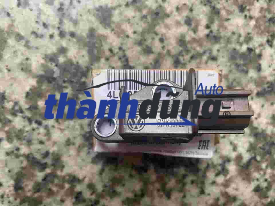 CẢM BIẾN VA CHẠM TRƯỚC AUDI Q7, A6, A8