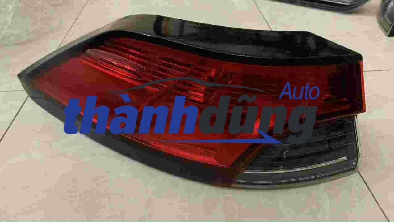 ĐÈN HẬU TOYOTA CROSS