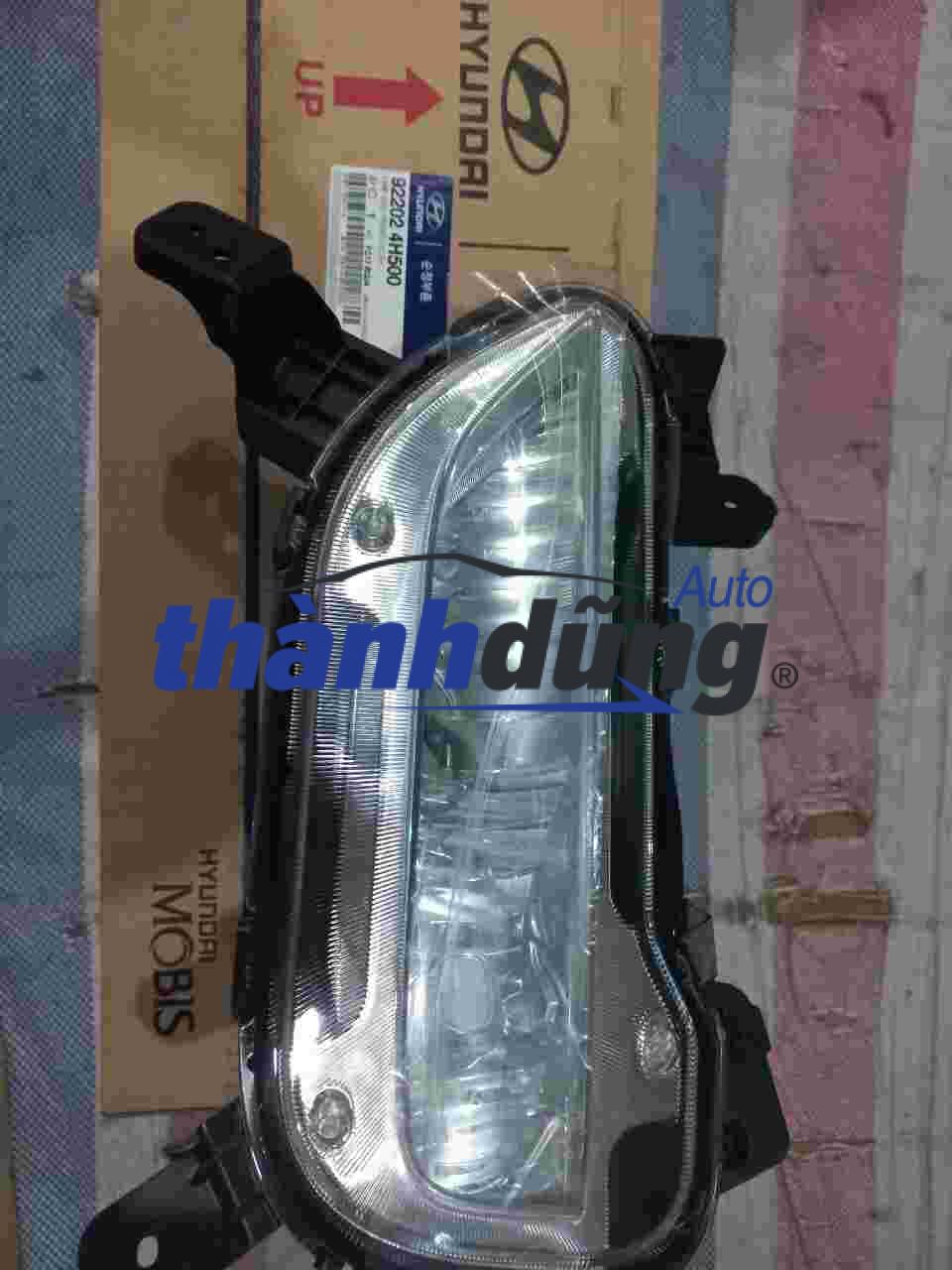 ĐÈN GẦM HYUNDAI STAREX 2020