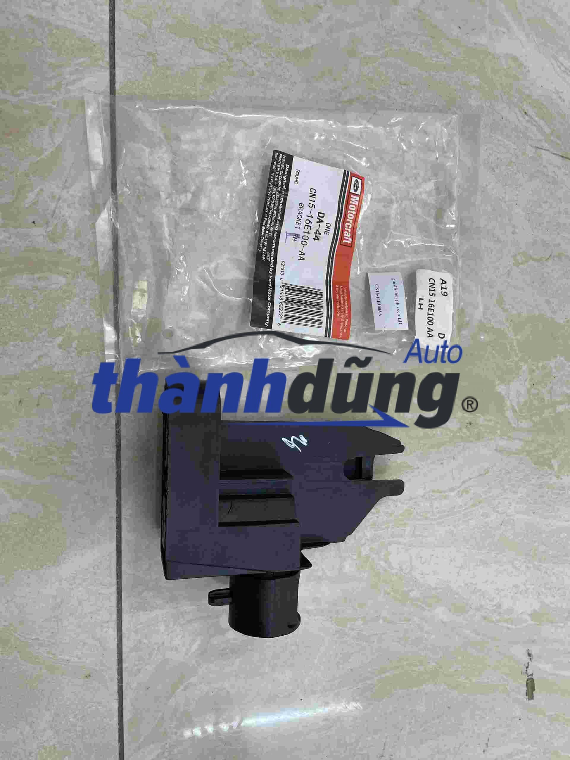 GIÁ ĐỠ ĐÈN PHA FORD ECOSPORT