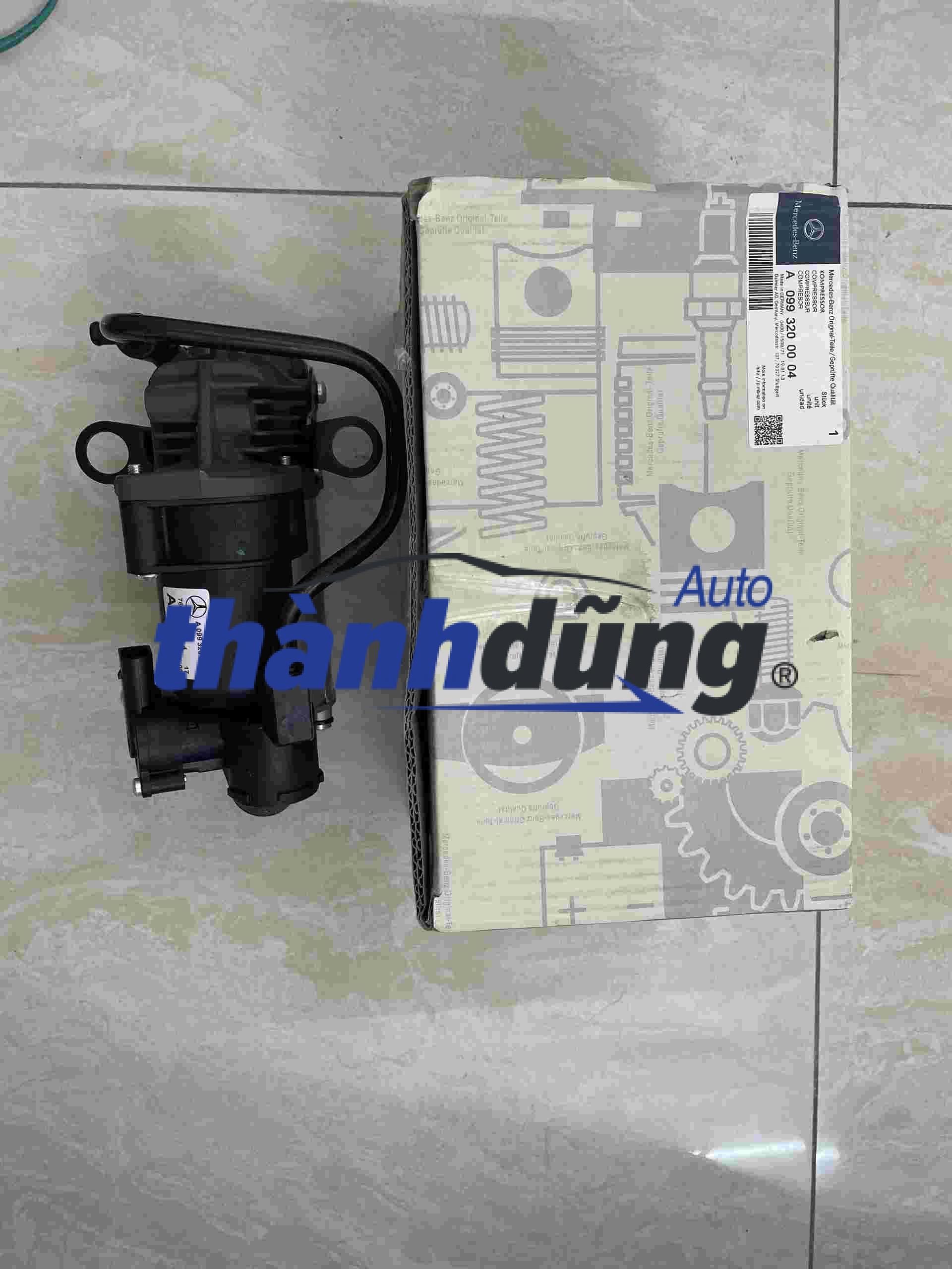 BƠM NÂNG GẦM MERCEDES GLC300, GLC250