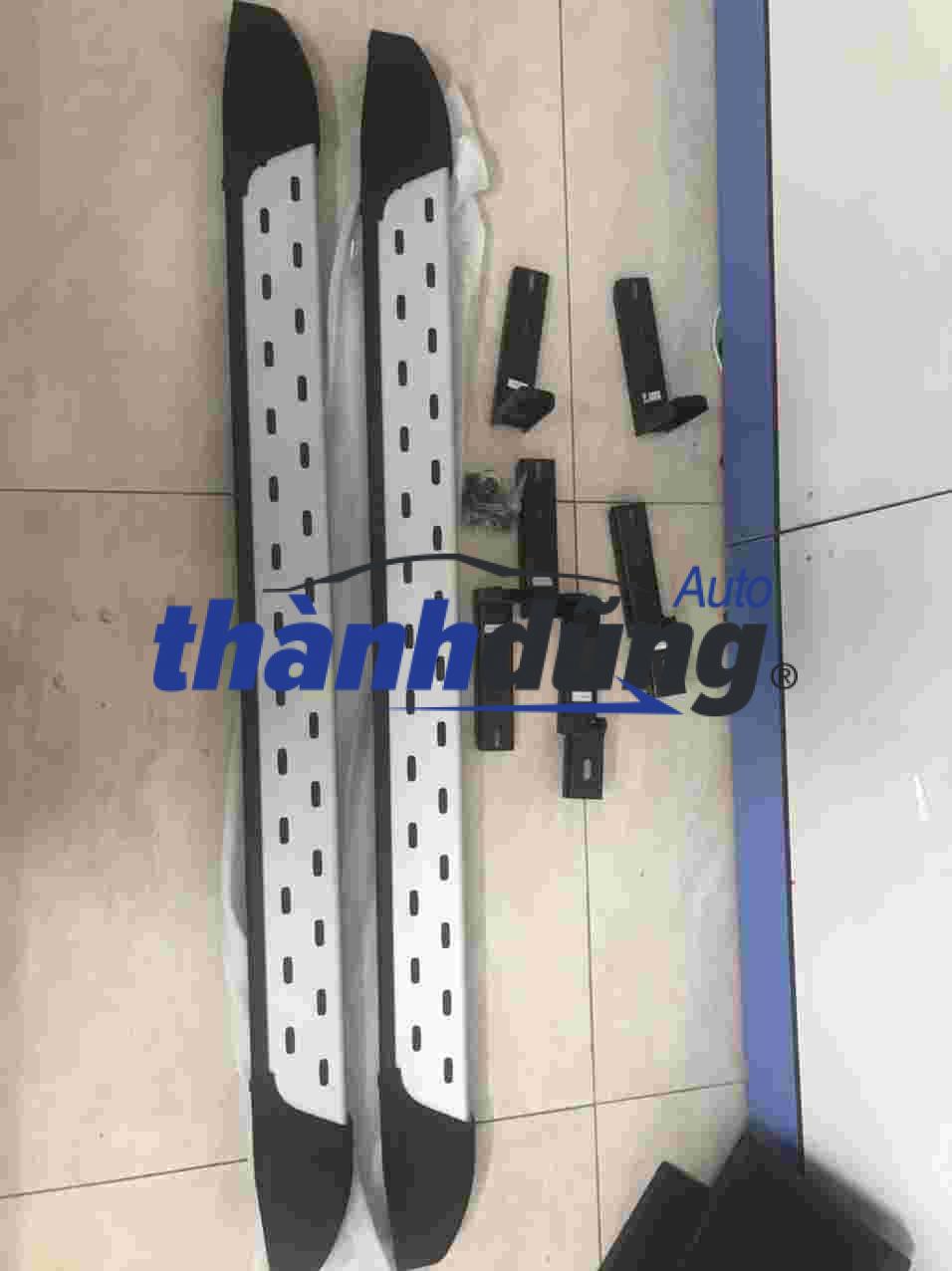 BỆ BƯỚC FORD ESCAPE