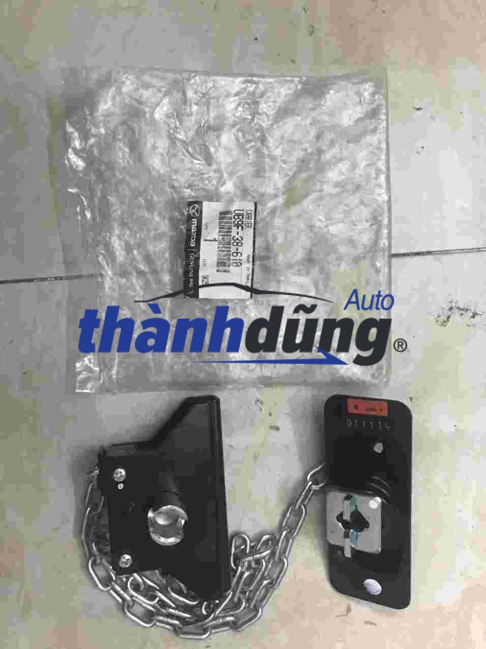 TREO LỐP DỰ PHÒNG MAZDA BT50