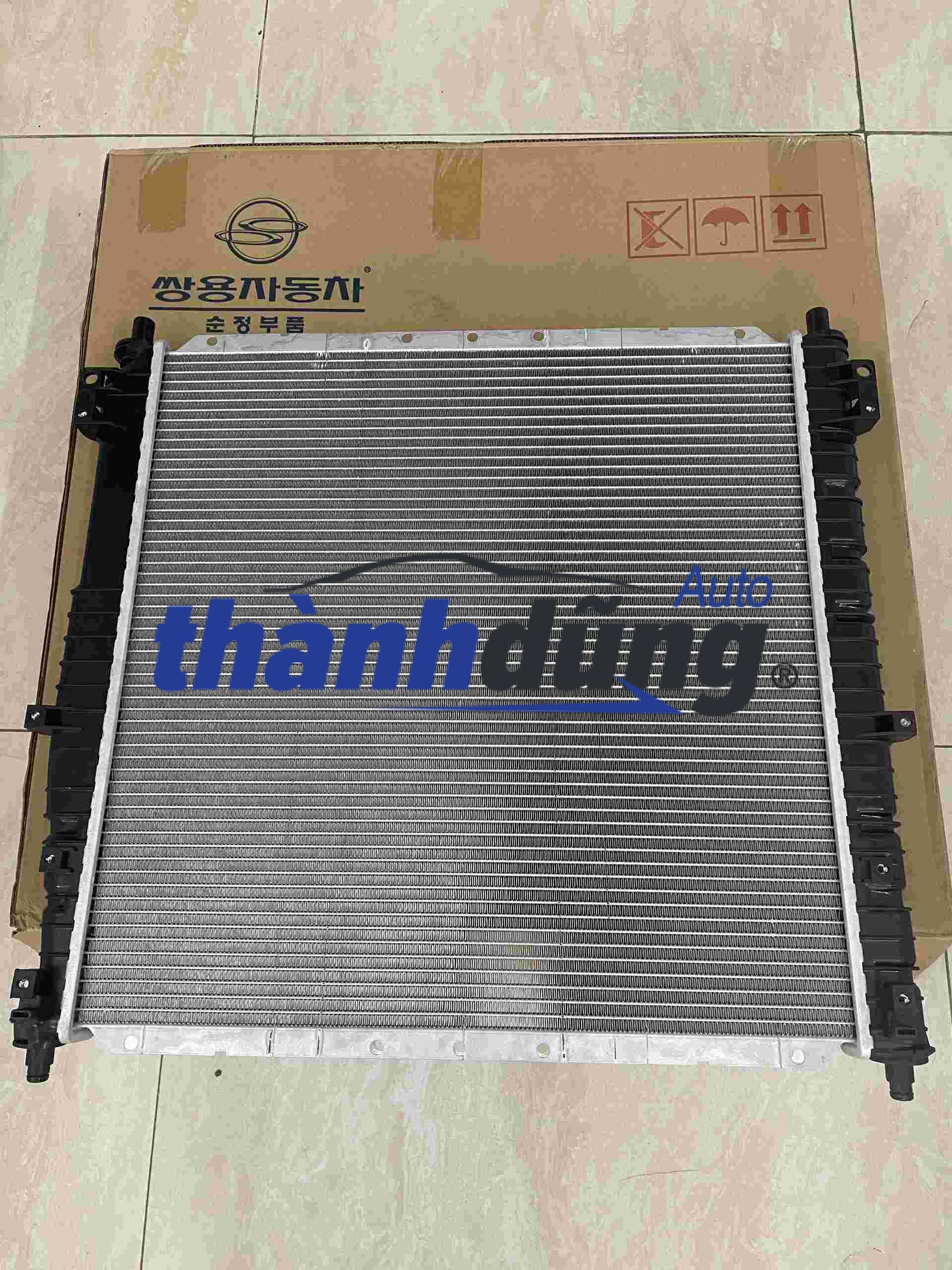 KÉT NƯỚC SSANGYONG REXTON