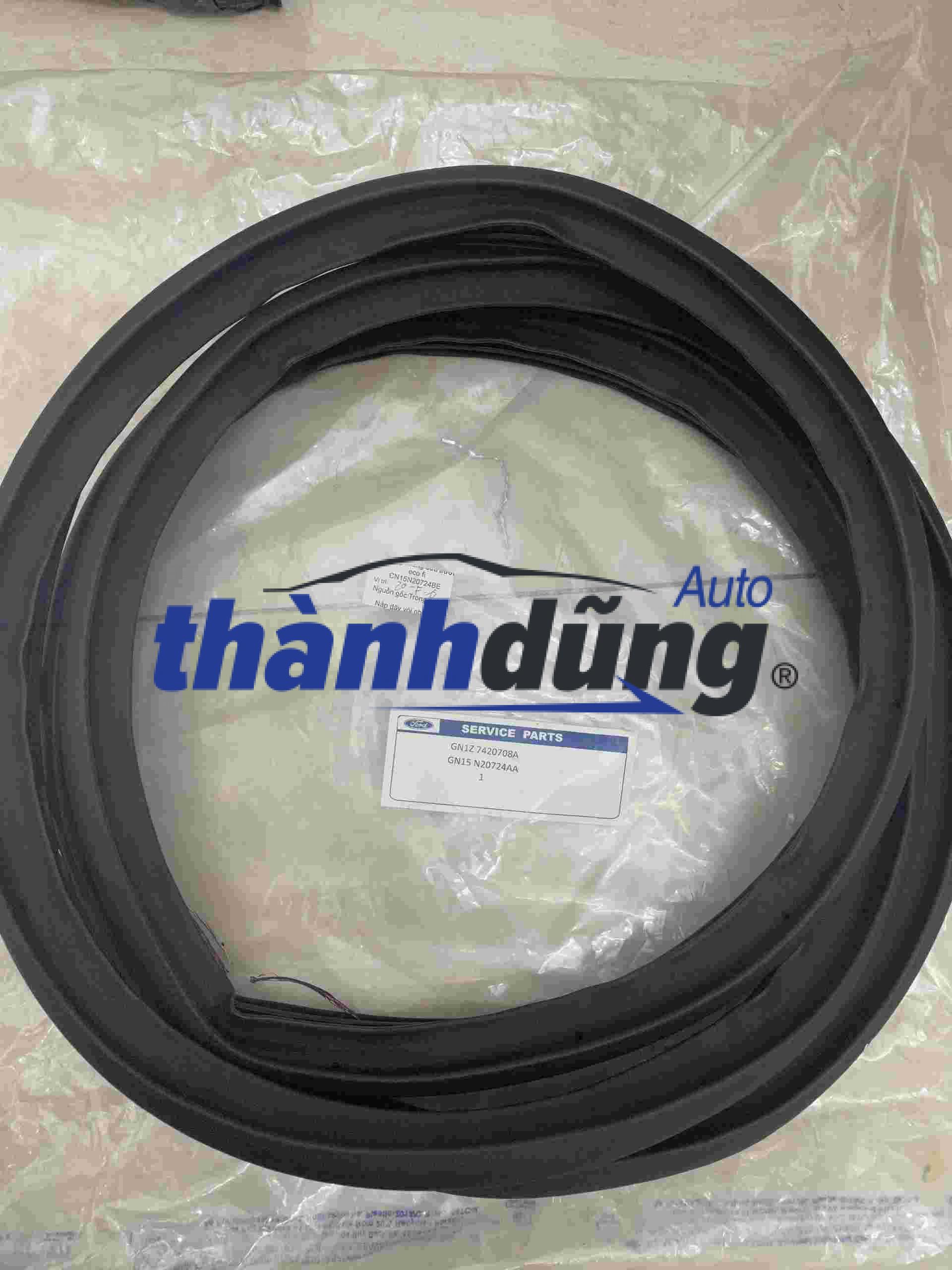 GIOĂNG CÁNH CỬA FORD ECOSPORT