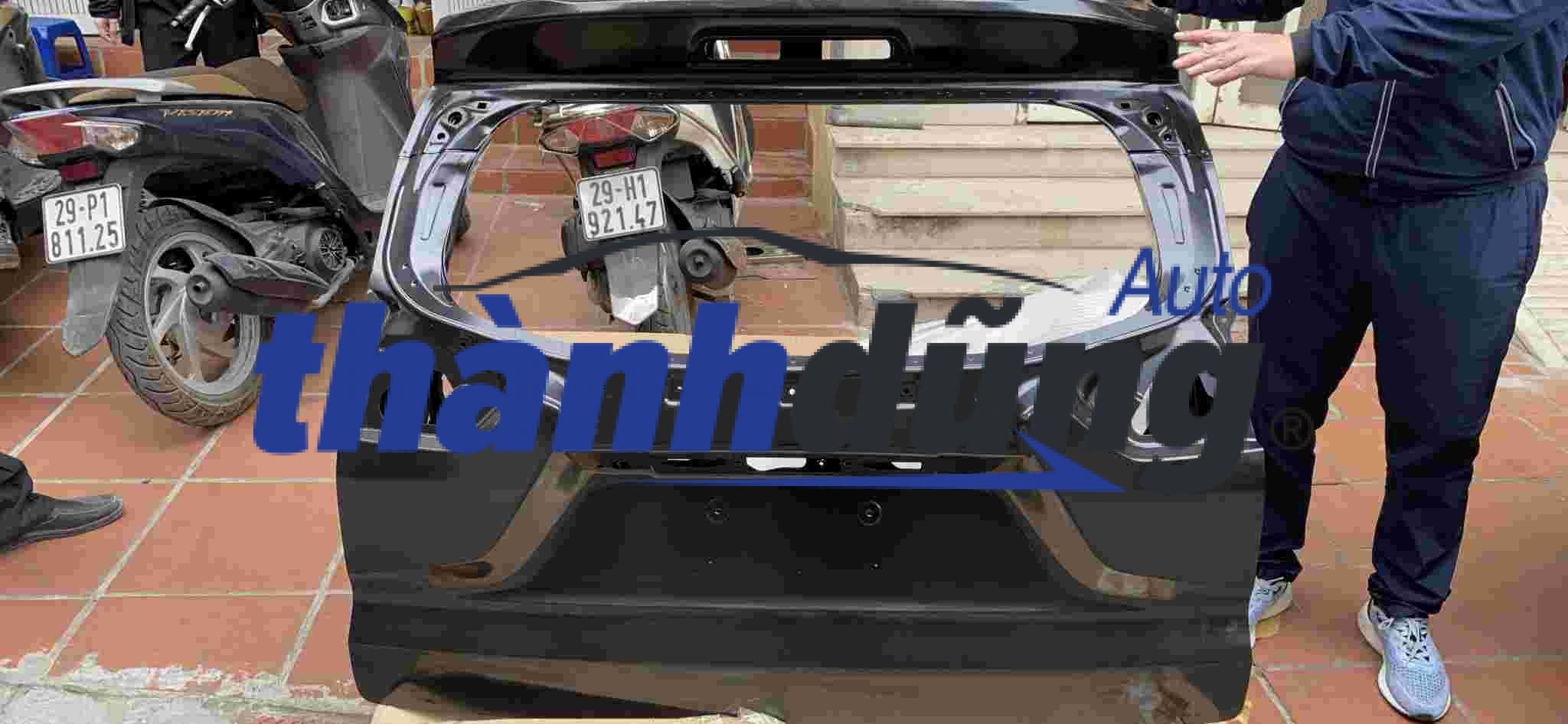 CỐP HẬU MITSUBISHI XPANDER