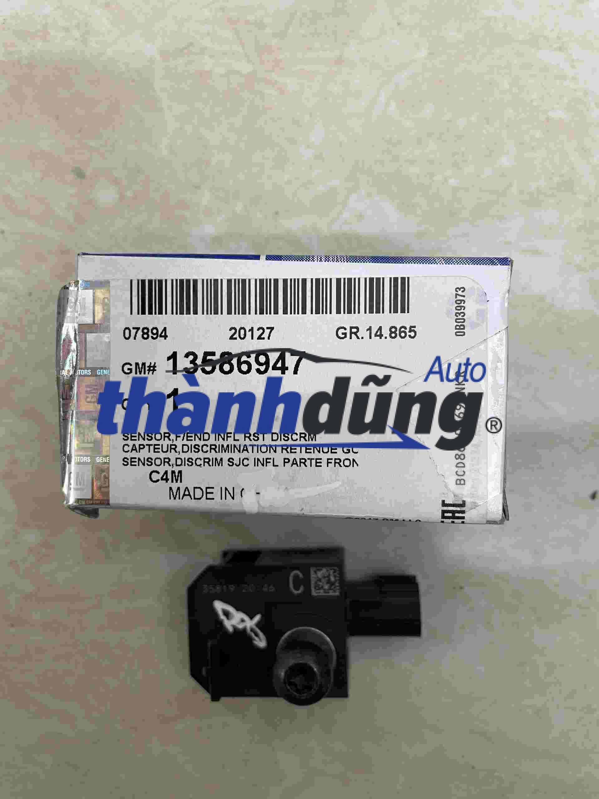 CẢM BIẾN VA CHẠM ĐẦU XE CHEVROLET COLORADO