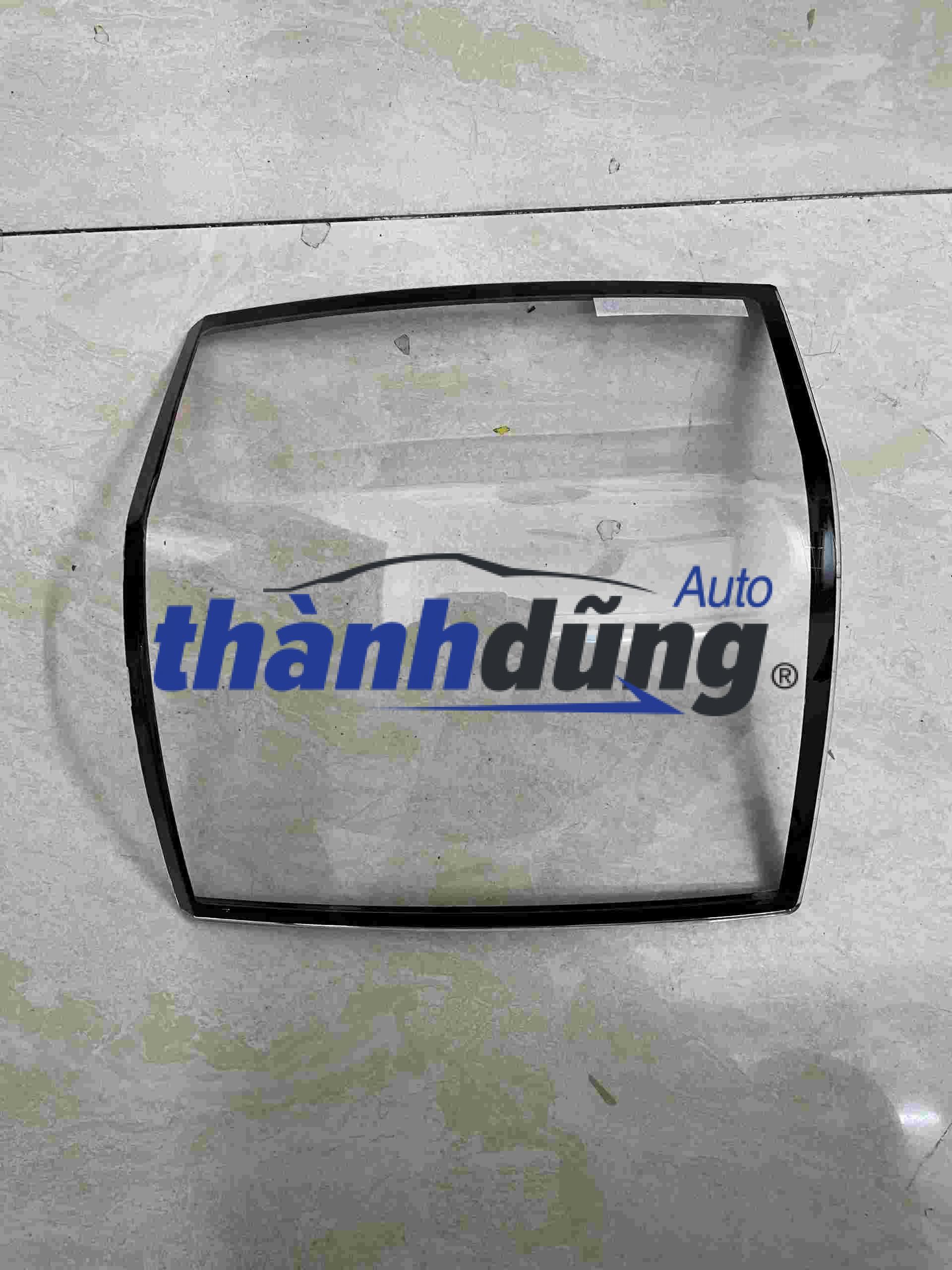 ỐP MẶT ĐÈN HẬU RANGE ROVER SPORT