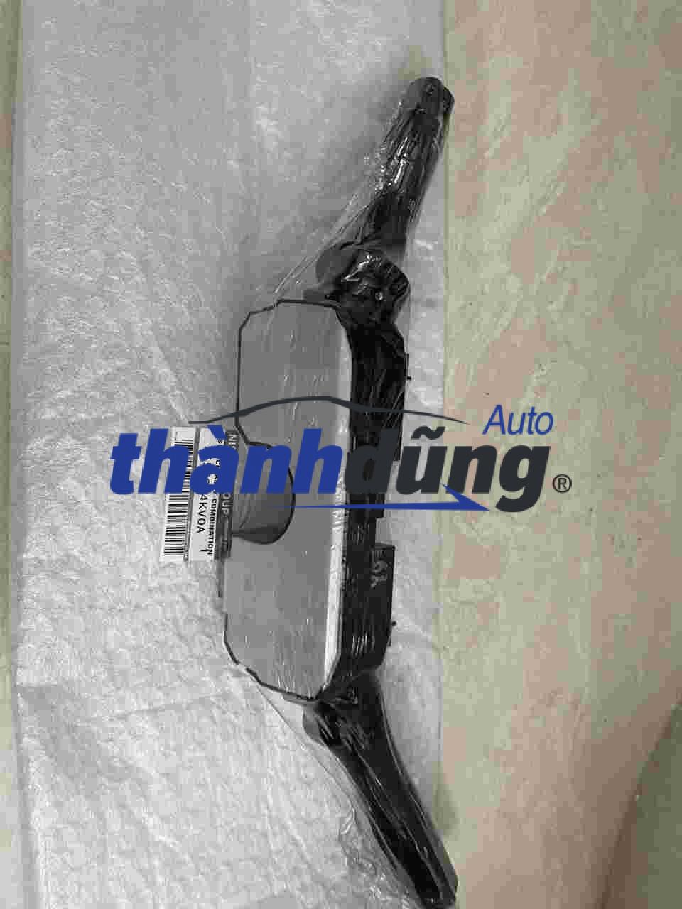 CÔNG TẮC GẠT MƯA NISSAN NAVARA