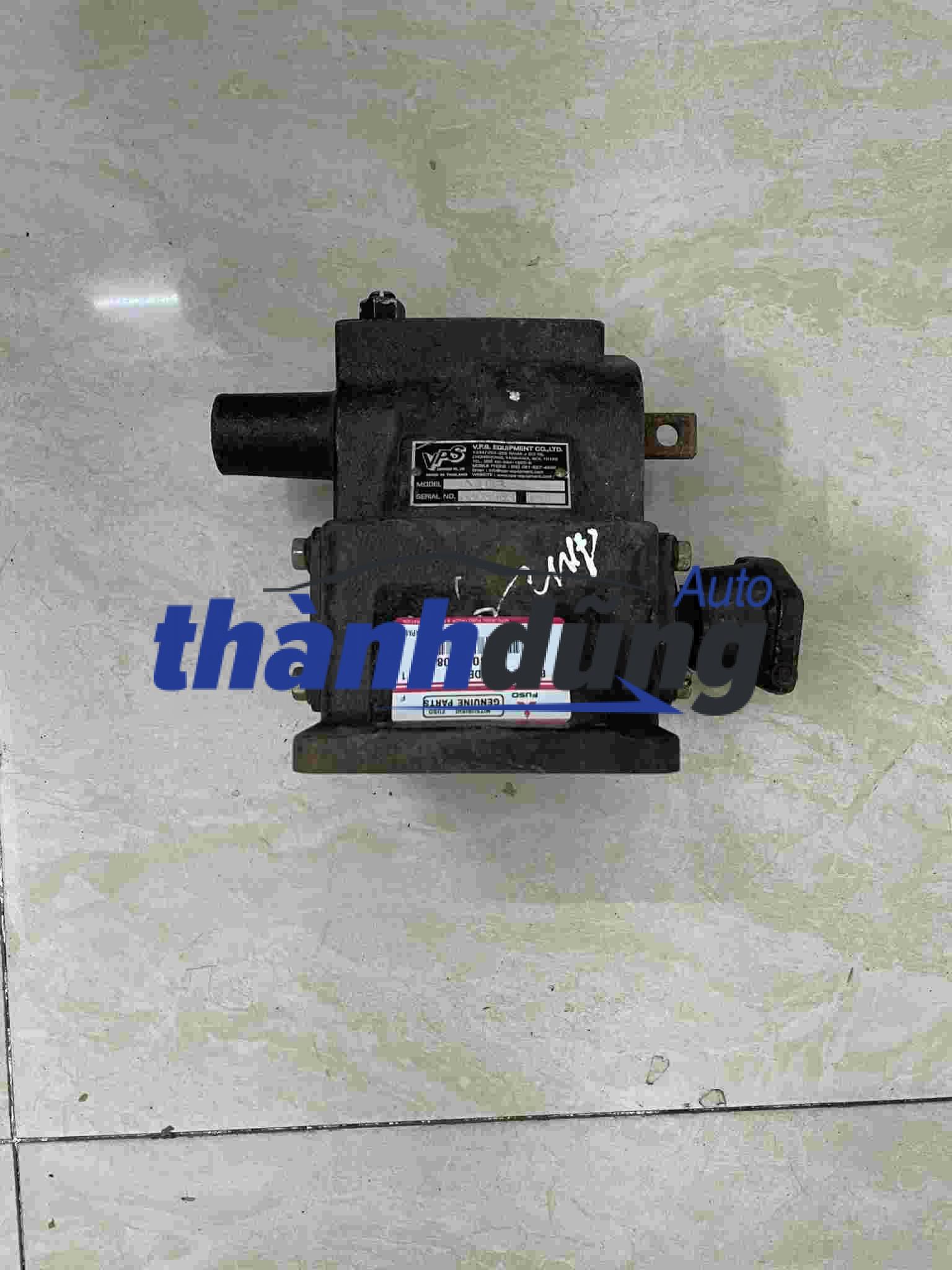 CÓC BEN MITSUBISHI CANTER