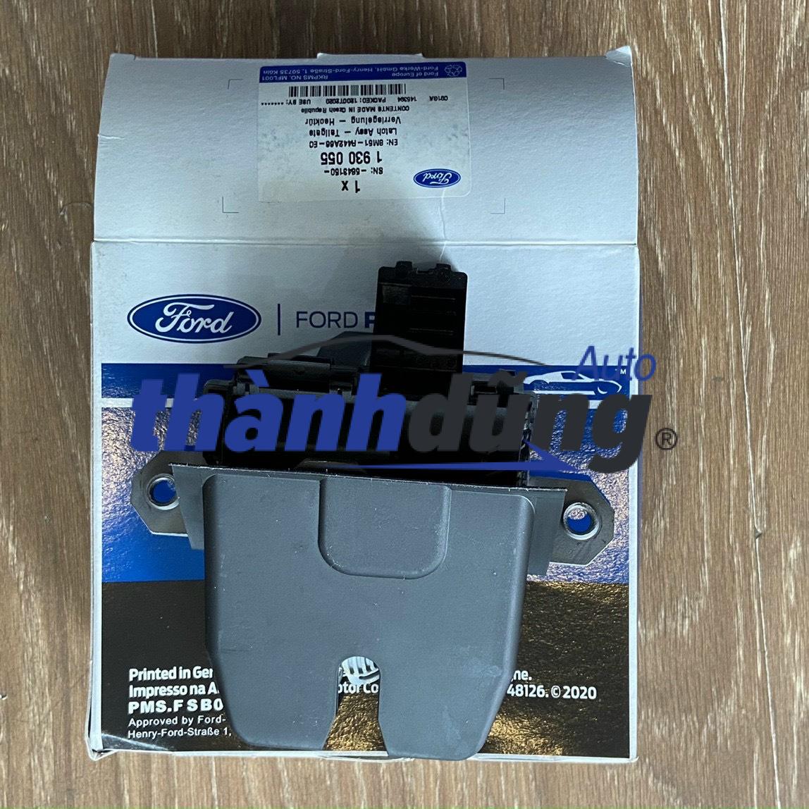 Ổ NGẬM CỐP HẬU FORD FOCUS CHÍNH HÃNG