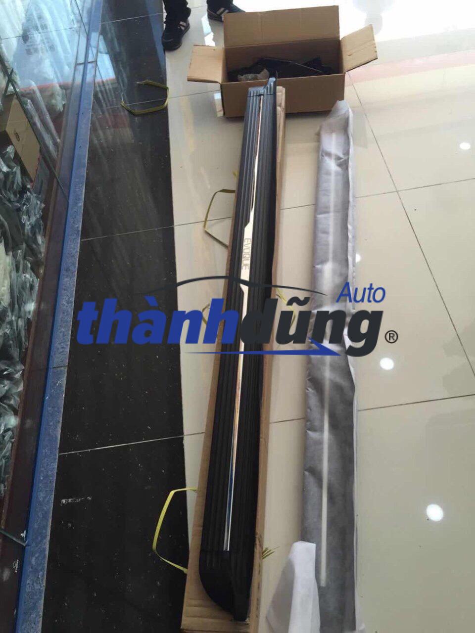 BỆ BƯỚC LAND ROVER EVOQUE