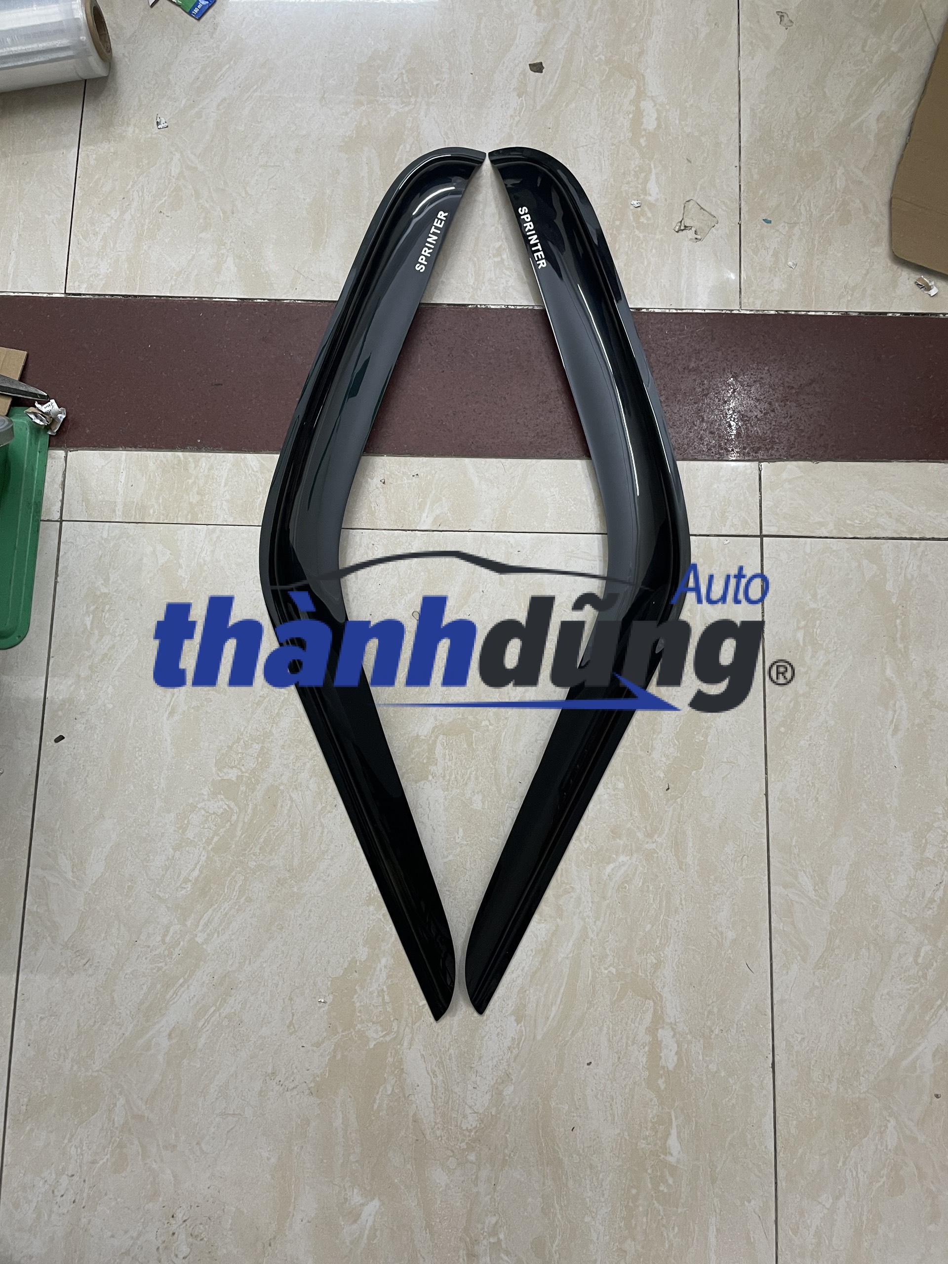 VÈ CHE MƯA MERCEDES SPRINTER