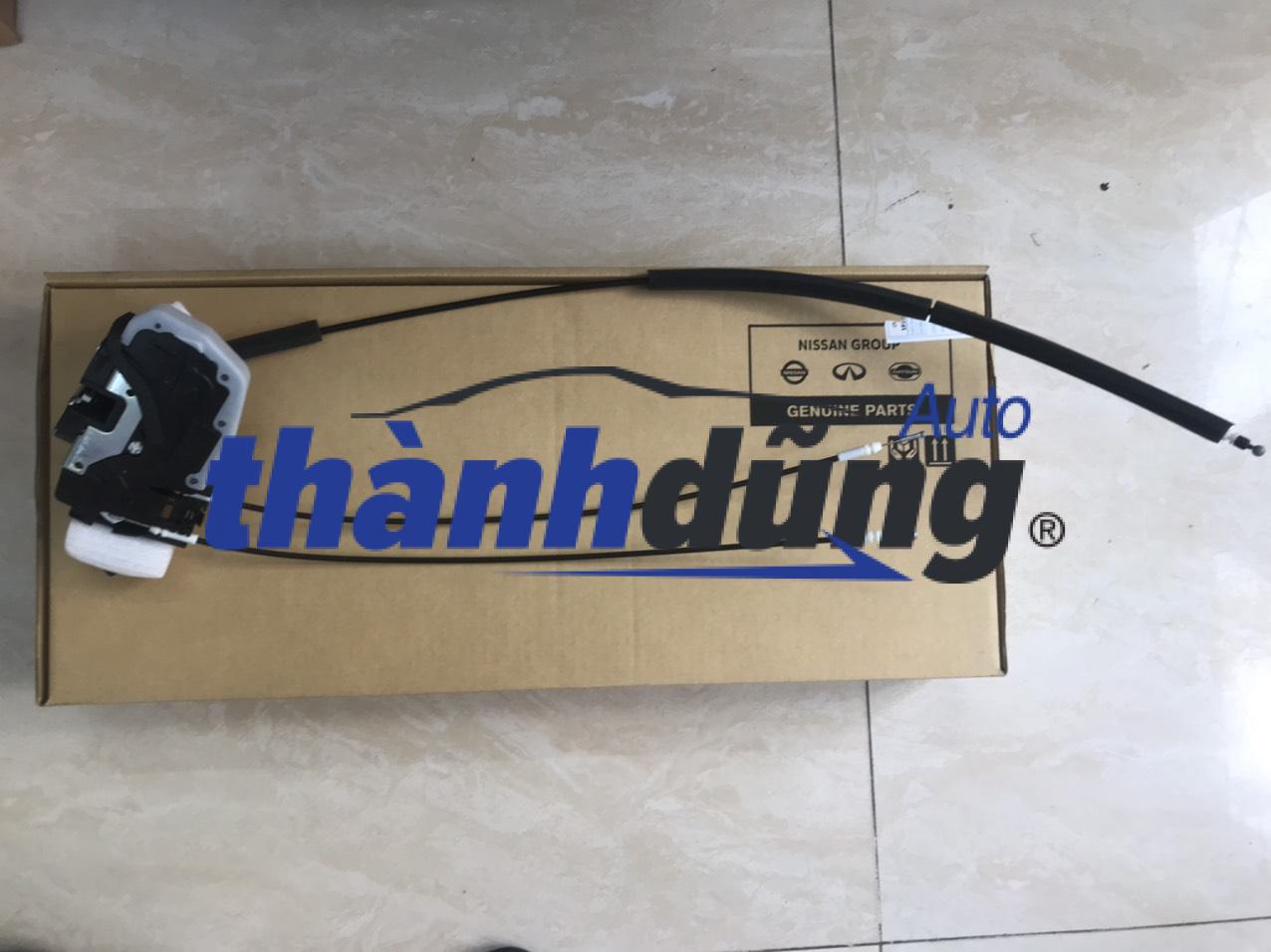 Ổ NGẬM CỬA TRƯỚC NISSAN LIVINA