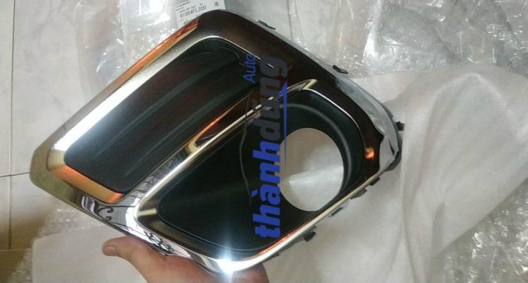 ỐP ĐÈN GẦM SUBARU FORESTER 2019