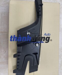 ỐP CHÂN KÍNH CHẮN GIÓ TRƯỚC CHEVROLET COLORADO