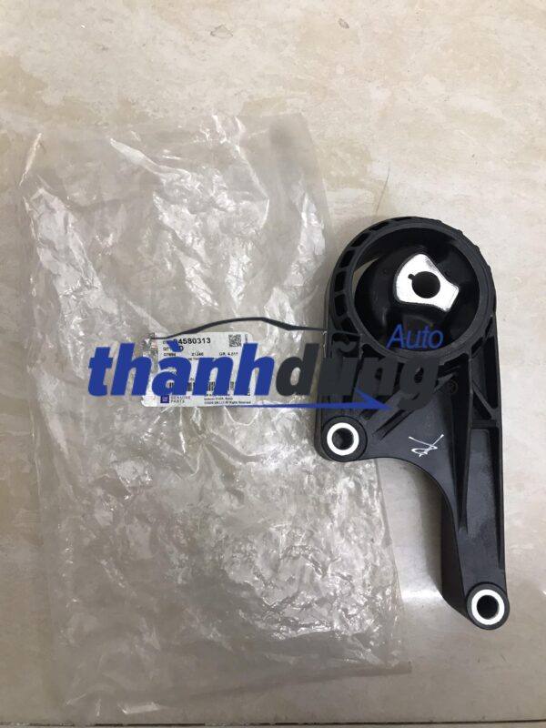 Cao su chân máy Daewoo Magnus