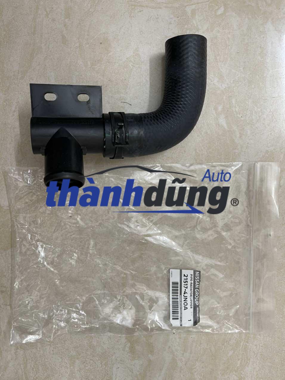 CỔ ĐỔ NƯỚC NISSAN NAVARA