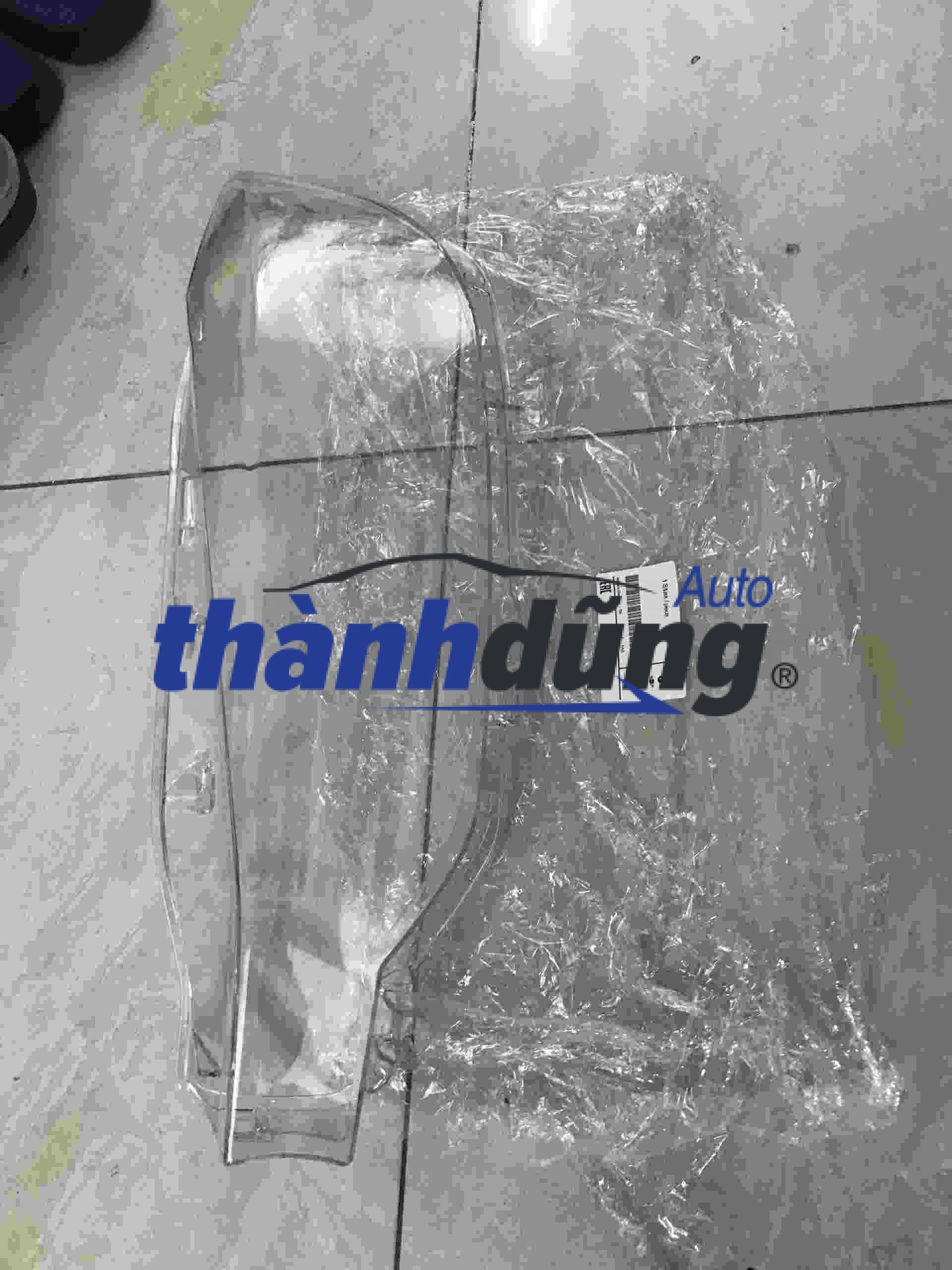 ỐP MẶT ĐÈN PHA BMW 520I