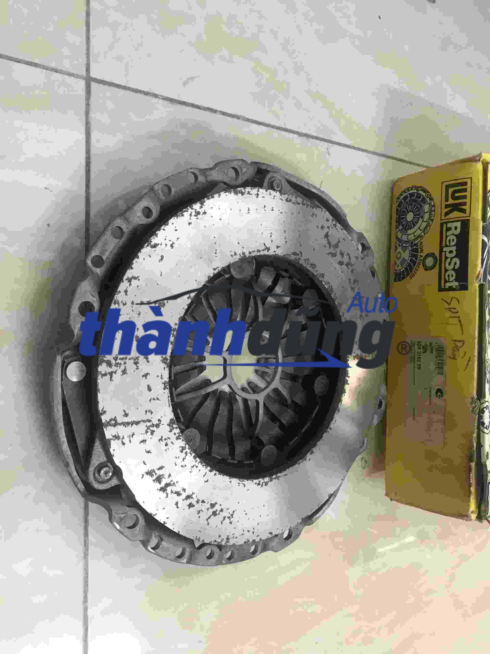 BÀN ÉP MERCEDES SPRINTER 311