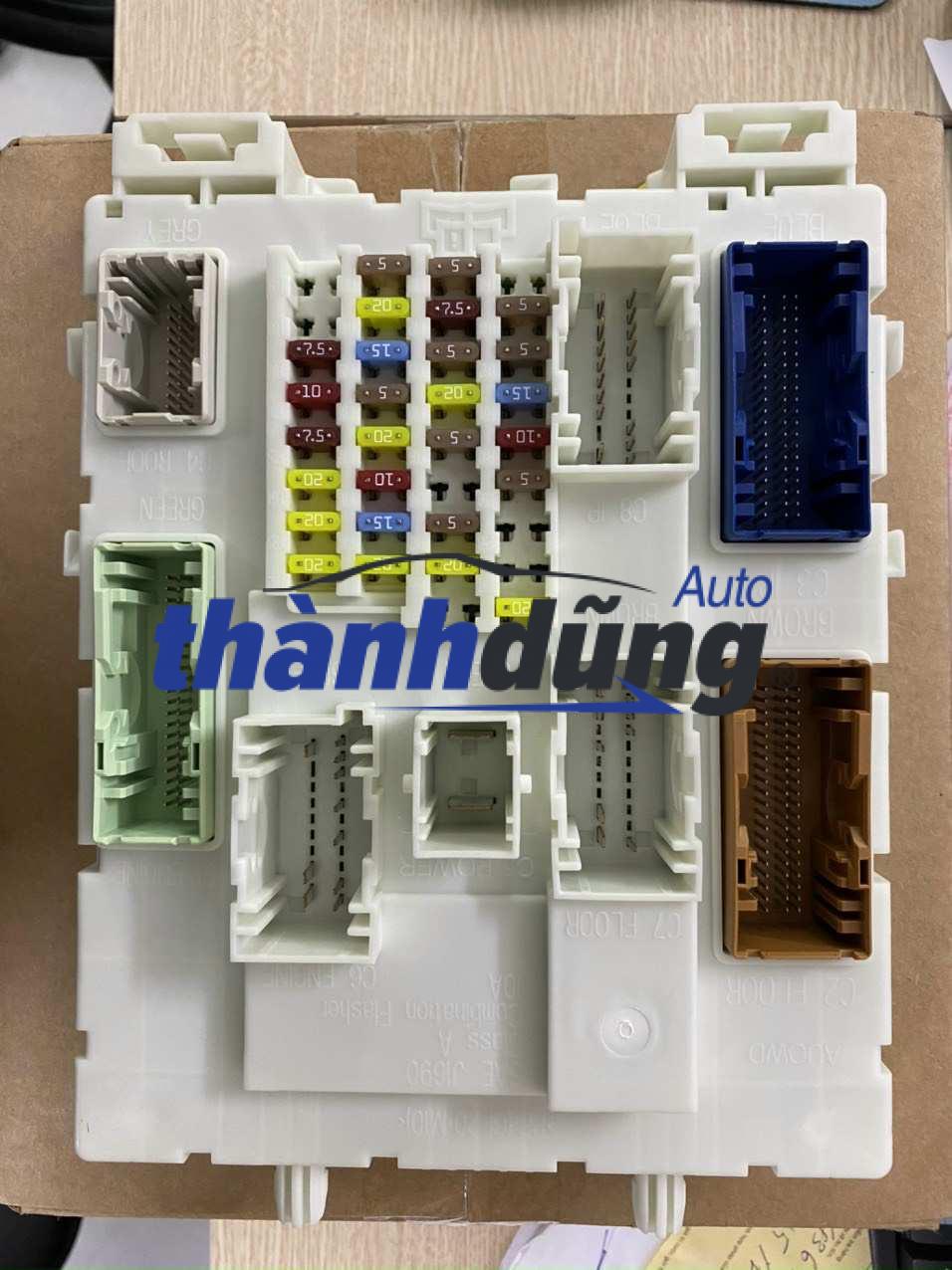 HỘP CẦU CHÌ MAZDA BT50