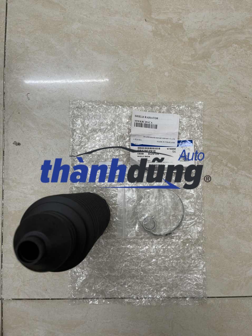 CHỤP BỤI THƯỚC LÁI FORD RANGER 2015