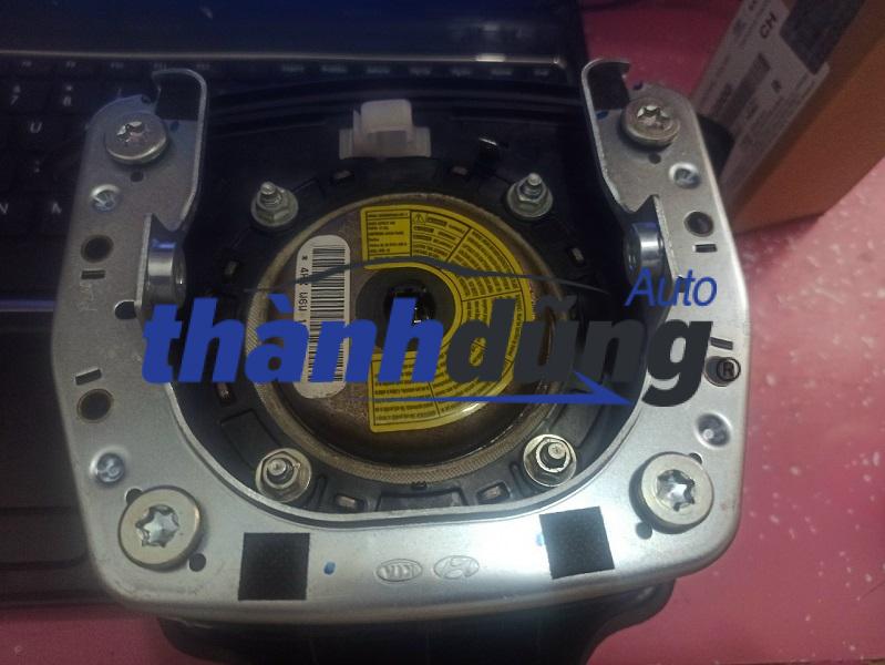 TÚI KHÍ VÔ LĂNG KIA SORENTO 2013