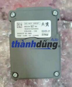 HỘP CẢM BIẾN RADAR PEUGEOT 3008