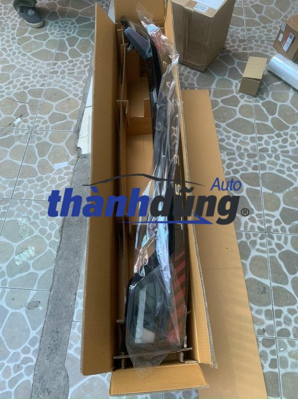 ĐÈN CỐP HẬU FORD EVEREST 2024