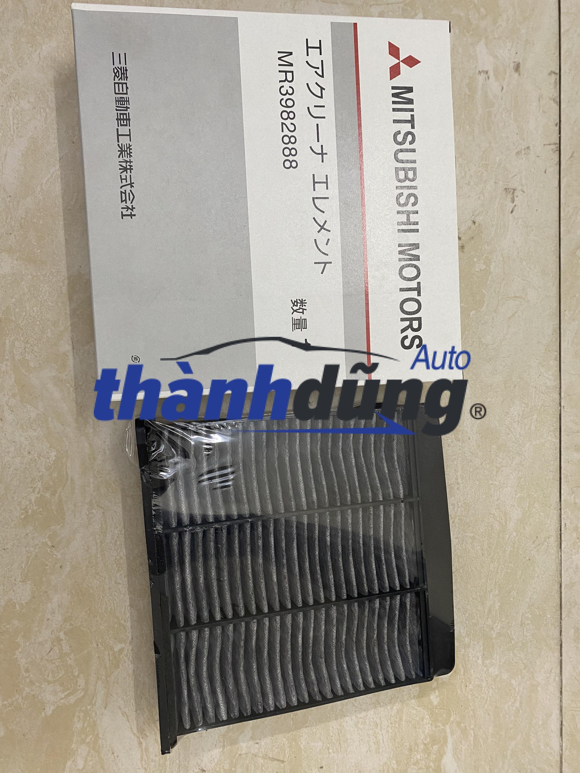 LỌC GIÓ ĐIÊU HÒA MITSUBISHI PAJERO