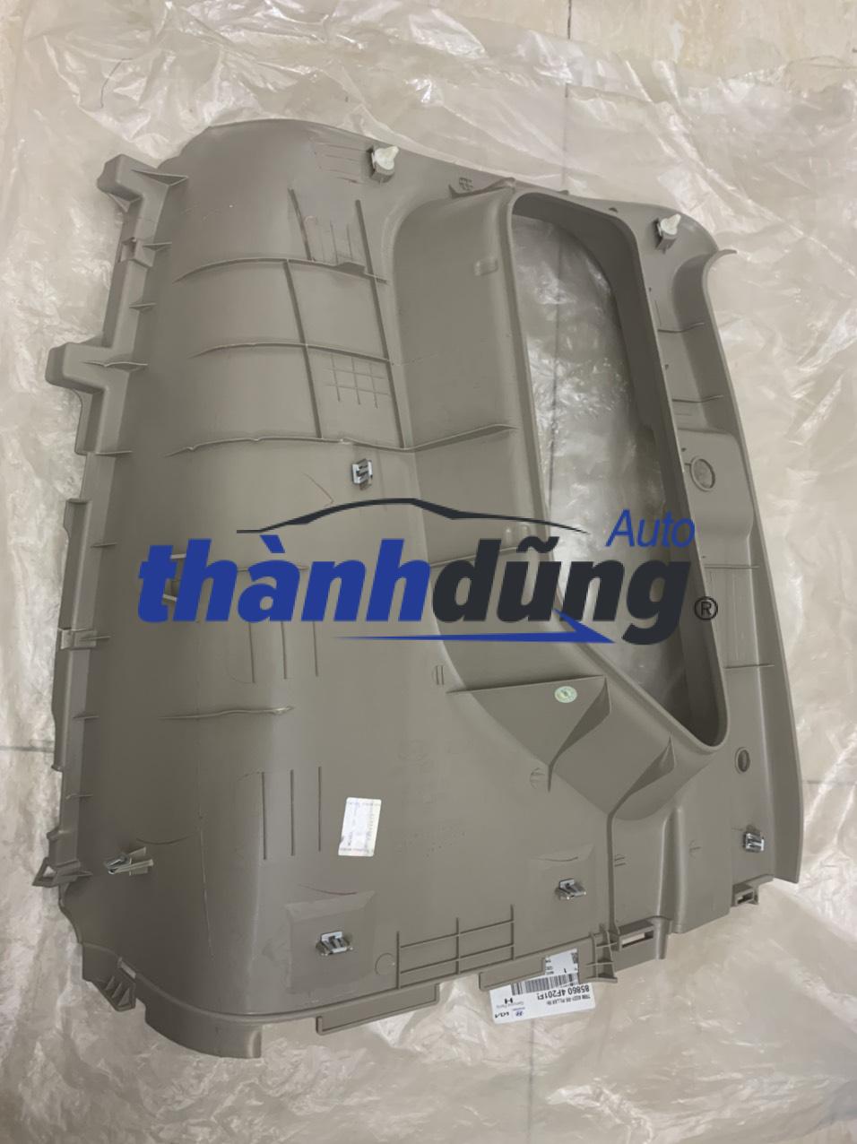 ỐP HỒNG KÍNH SAU TRÁI HYUNDAI PORTER 2