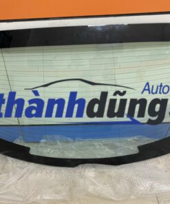 KÍNH CHẮN GIÓ SAU MERCEDES C300