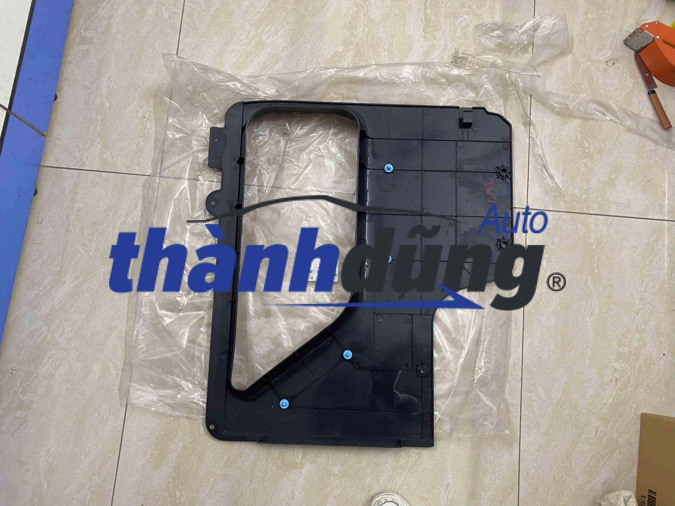 TÁP LY HYUNDAI COUNTY 2008-2013