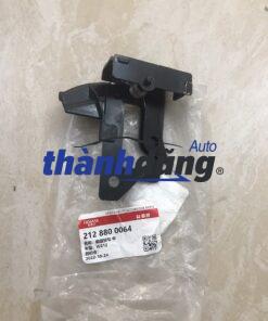 KHÓA NẮP CAPO MERCEDES E250