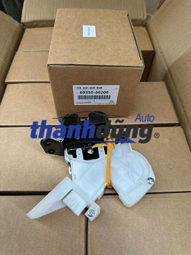 KHÓA NGẬM CỐP HẬU LEXUS LX570