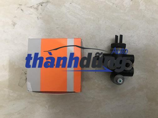 CỤM CHIA NHỚT THẮNG TOYOTA ZACE