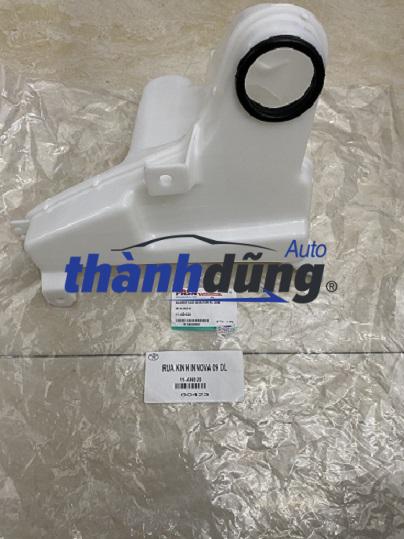 BÌNH NƯỚC RỬA KÍNH XE TOYOTA HILUX