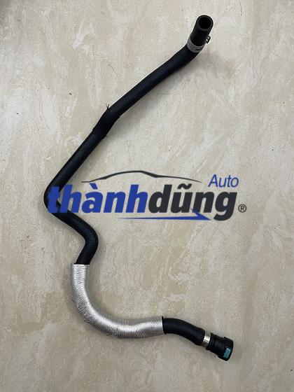 CÚT NƯỚC DÀI VÀO DÀN SƯỞI FORD TRANSIT