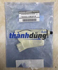 CƠ CẤU MỞ NẮP BÌNH XĂNG NISSAN TEANA 2009-2012